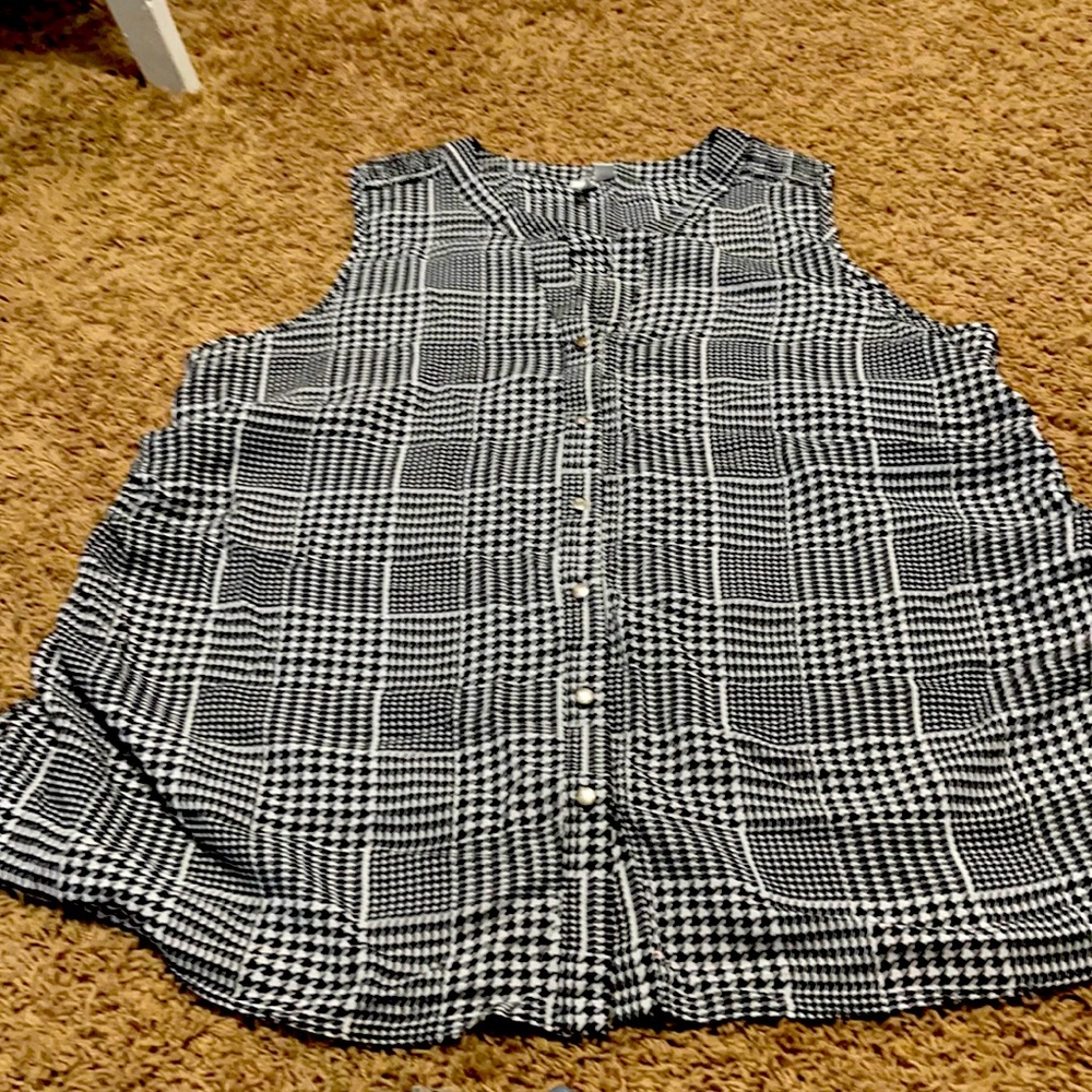Cato tank top with cinch sides. Size 18/20W